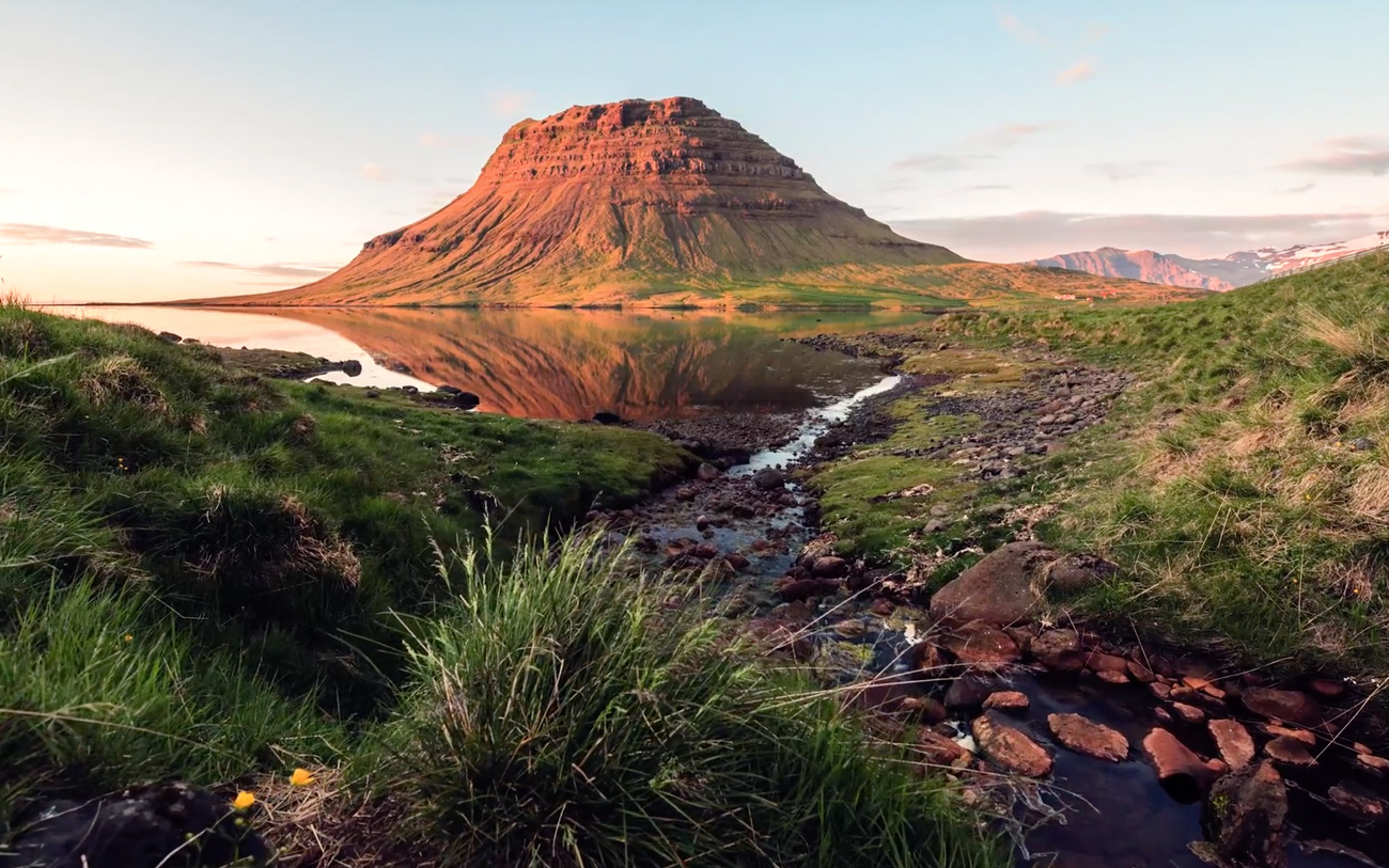 Stunning footage of Iceland in 4K cover image