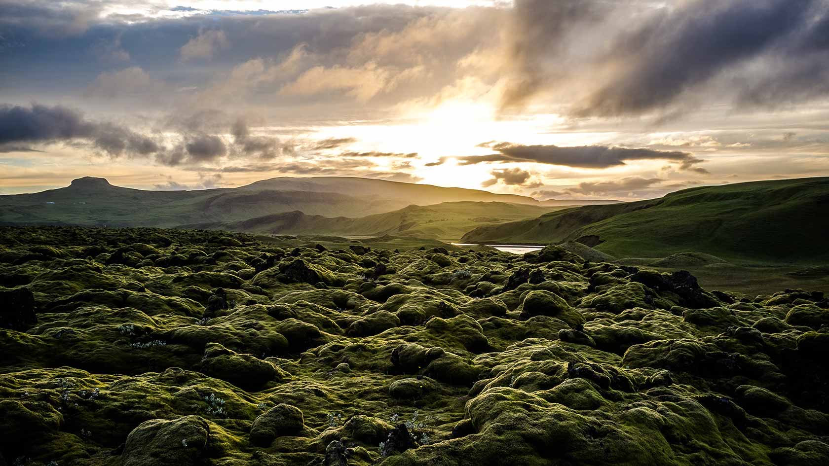 Let's travel to Iceland cover image