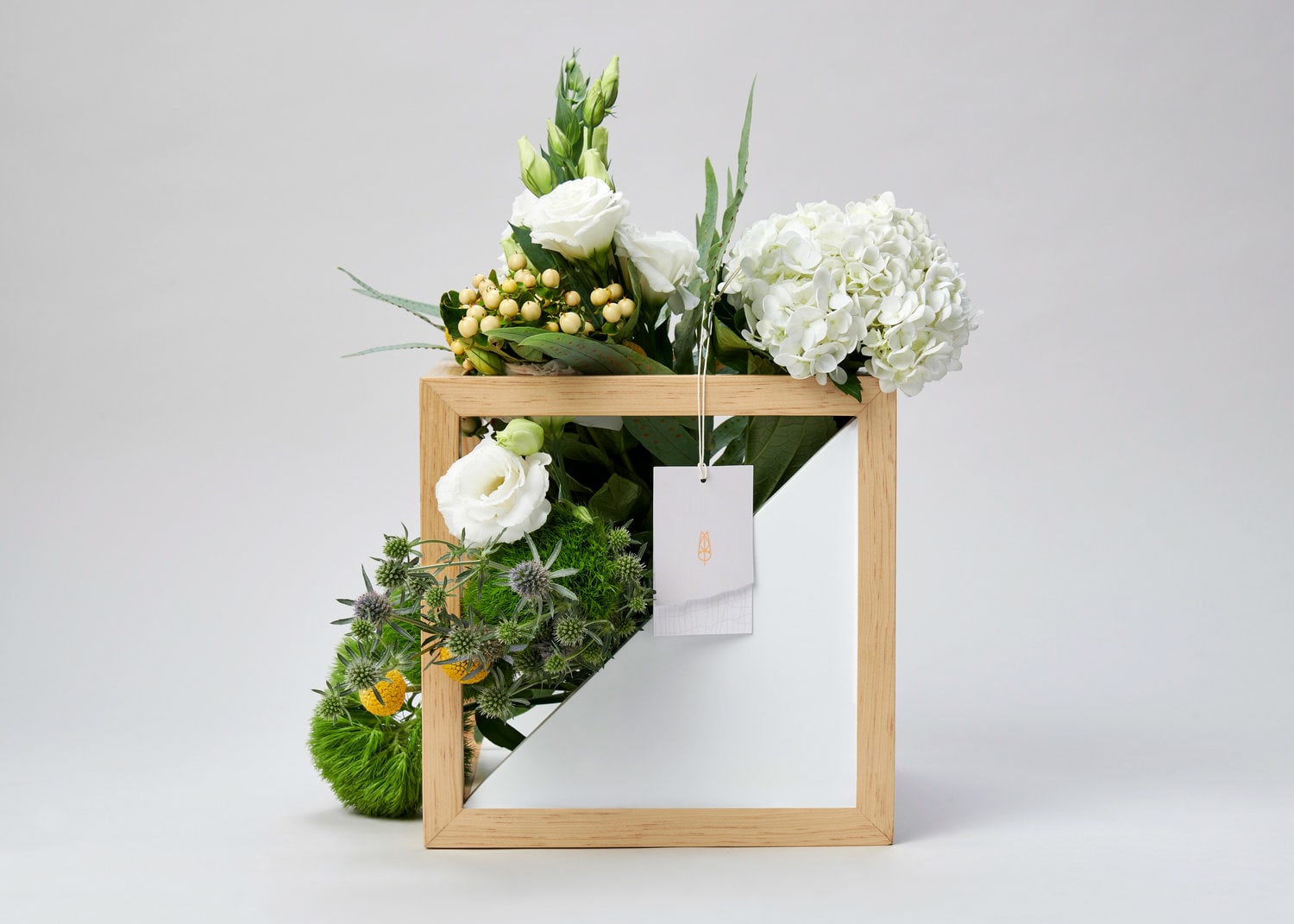 Villa Des Fleurs cover image