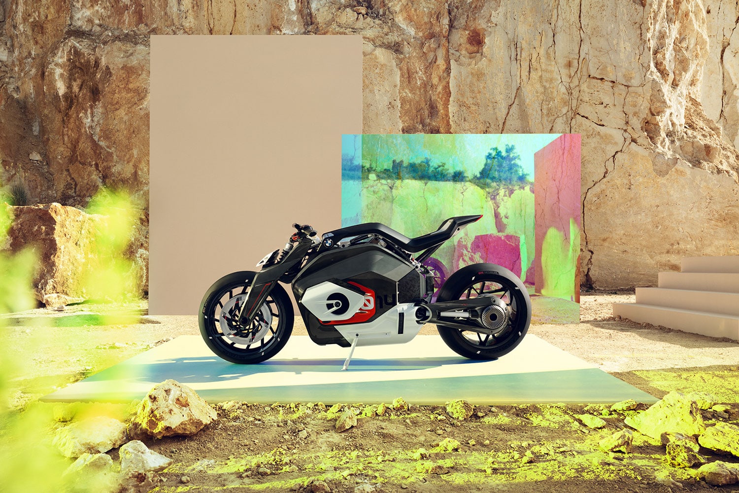 BMW Vision DC roadster cover image