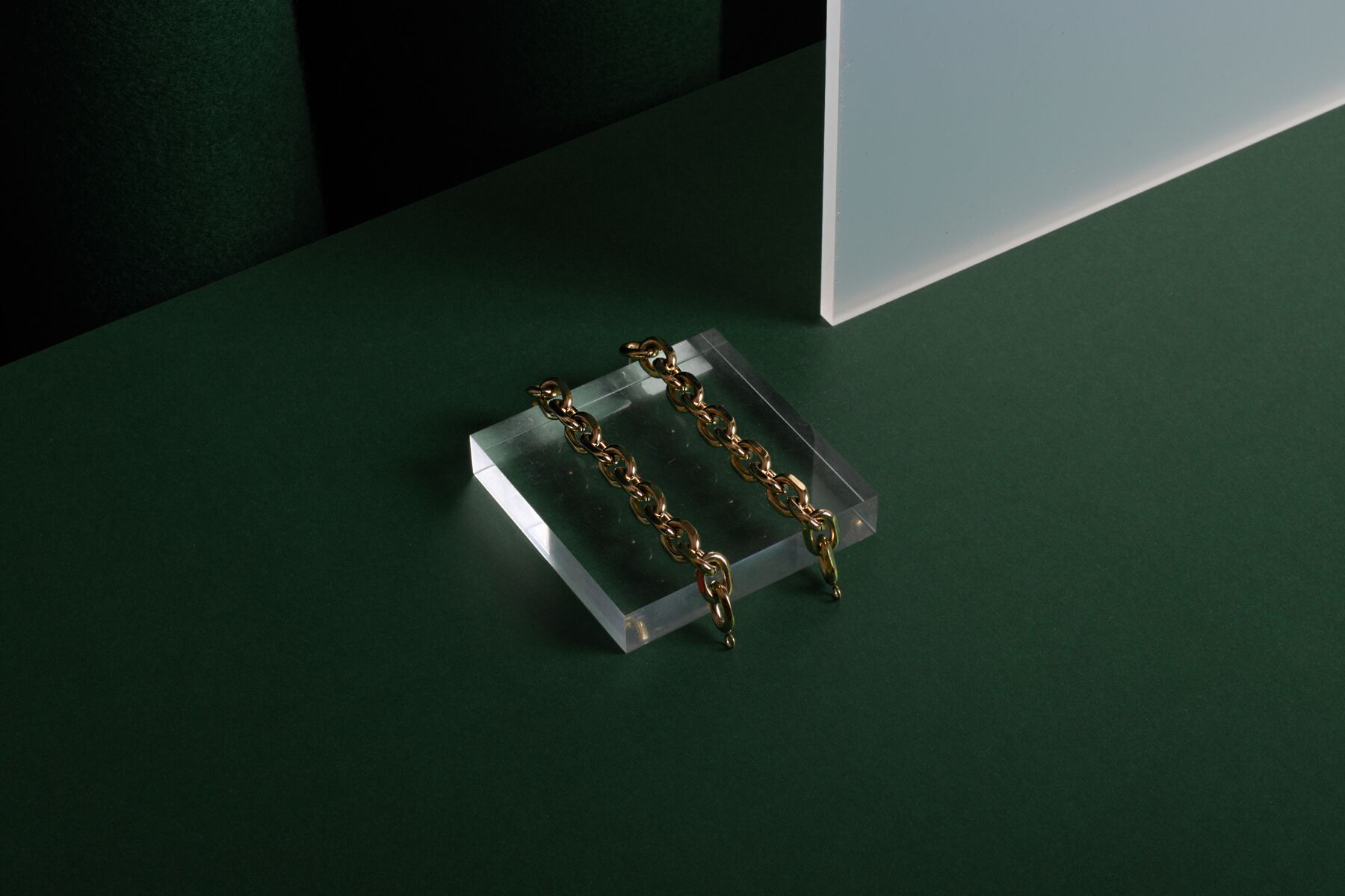 V.Rosa Jewelry Design cover image